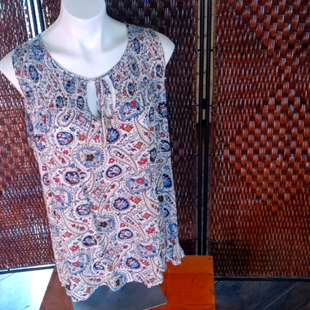 💙Weekend Suzanne Betro tank in paisley size L 🌿